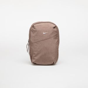 Taška Nike Aura Crossbody Bag (5L) Mink Brown/ Mink Brown/ Matte Silver 5 l