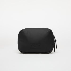 Taška EASTPAK Arjan Bag Matblack 2,5 l