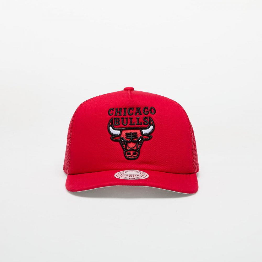 Šiltovka Mitchell & Ness NBA Evergreen Bulls Trucker Cap Red Universal