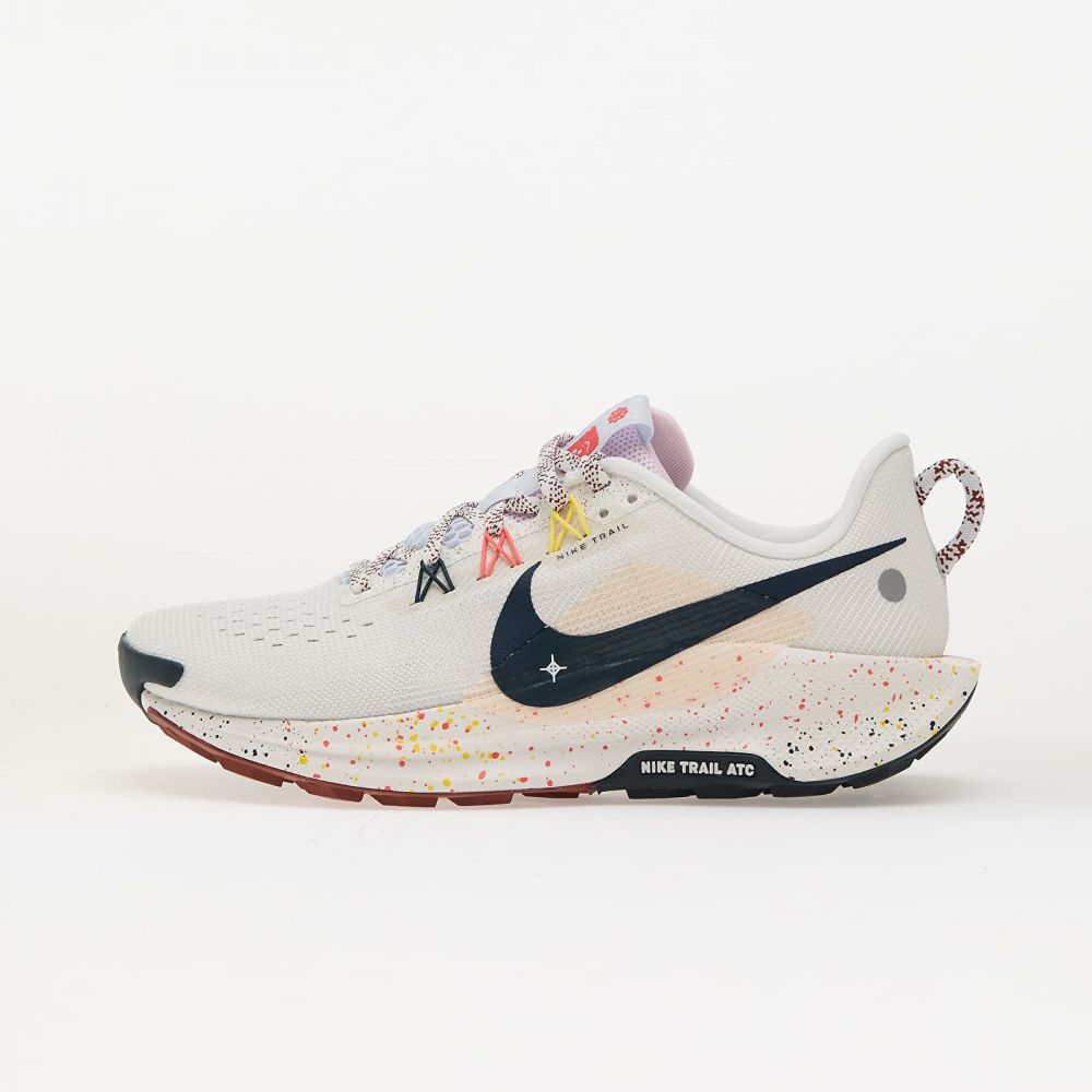 Tenisky Nike W Pegasus Trail 5 Summit White/ Armory Navy-Football Grey EUR 42
