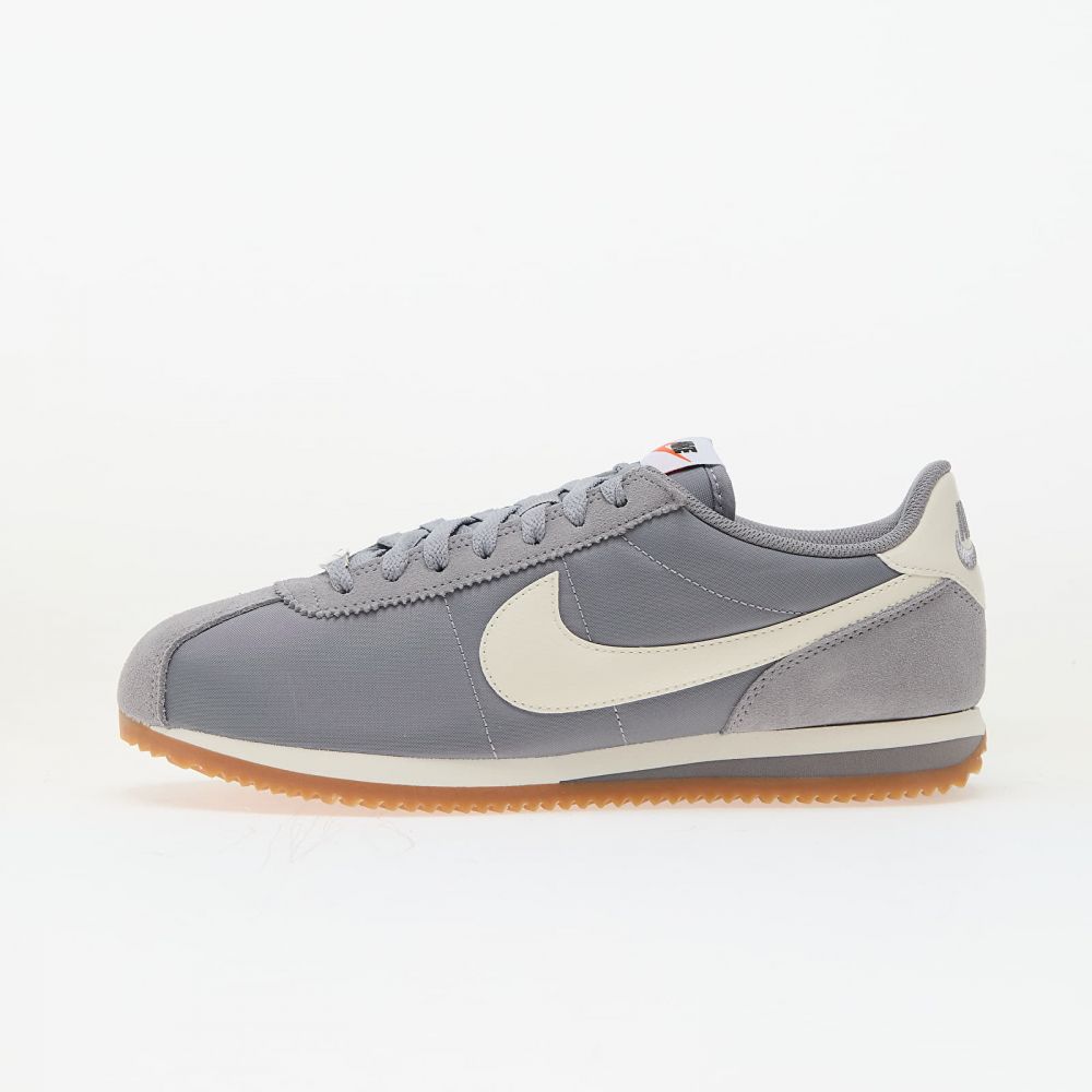 Tenisky Nike W Cortez Textile Cement Grey/ Sail-Gum Light Brown EUR 42.5