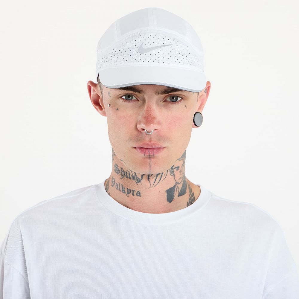 Šiltovka Nike Dri-FIT ADV Fly Unstructured Reflective Cap White/ Anthracite/ Reflective Silv M/L