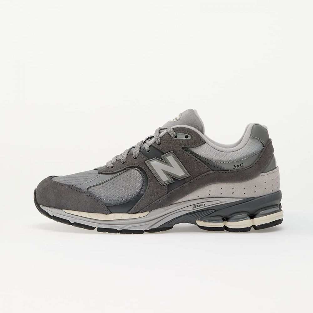 Tenisky New Balance 2002R EUR 40.5