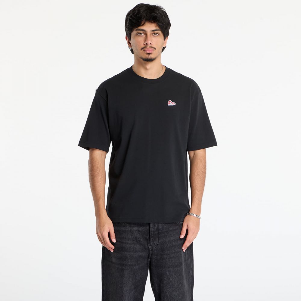 Tričko Jordan Brand Men's Sneaker Patch T-Shirt Black/ Varsity Red XL