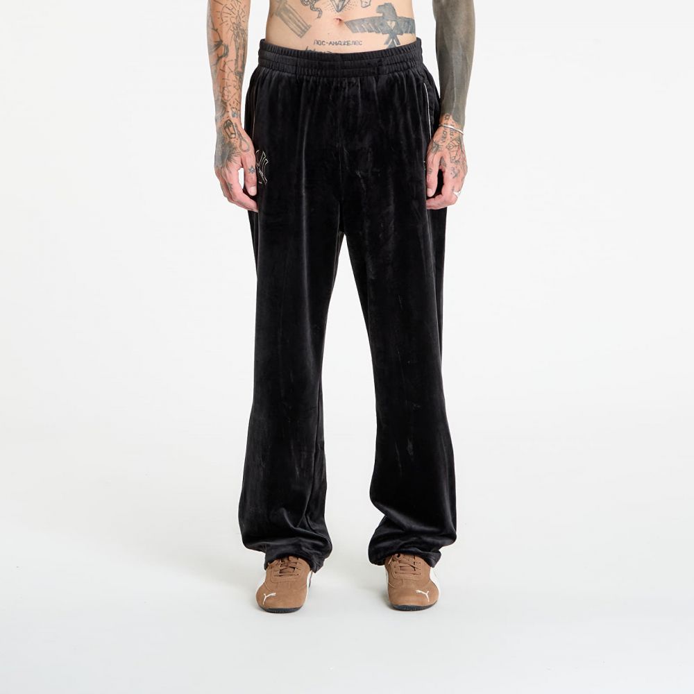 Pánske oblečenie - Pánske športové oblečenie - Čierna - Kalhoty New Era MLB Velour Track New York Yankees Black M Kalhoty New Era MLB Velour Track New York Yankees Black M