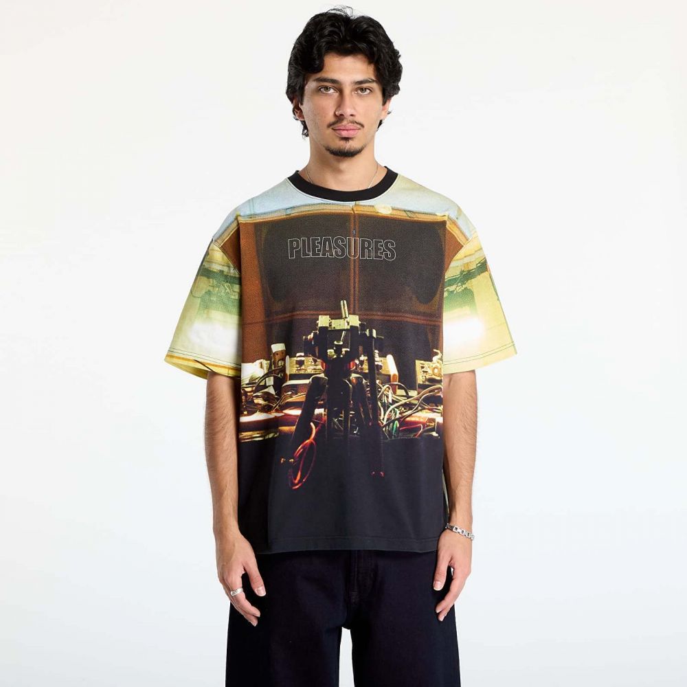 Tričko PLEASURES x Boiler Room Venue Heavyweight Shirt Multi M
