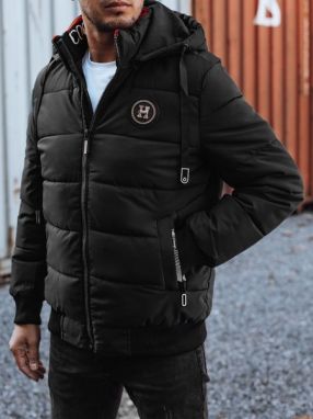 Trendy zimná bunda s kapucňou v čiernom prevedení