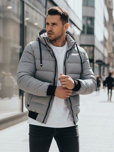 Nadčasová šedá zimná bunda s kapucňou