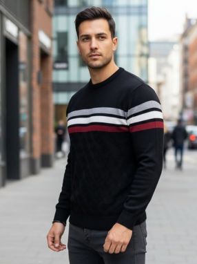 Trendy čierny pánsky sveter