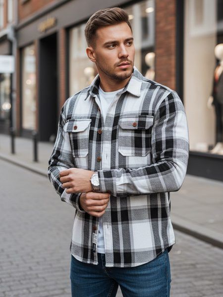 Kockovaná čierno-biela flanelová košeľa s náprsnými vreckami