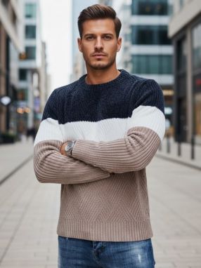 Trojfarebný pánsky pruhovaný sveter