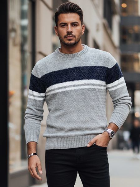 Jedinečný hrubý šedý sveter