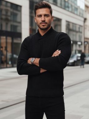 Trendy vlnený sveter na zimu v čiernej farbe