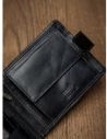 Kožená čierna peňaženka s prackou galéria
