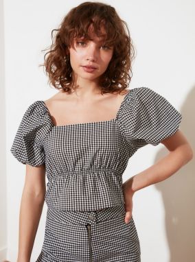 Trendyol sivé cropped blúzka