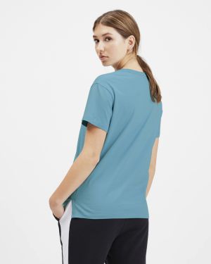 Puma modré dámske tričko Classics galéria