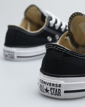 Converse - čierna galéria