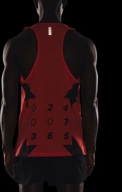 Under Armour Run Anywhere Singlet Tielko Červená galéria