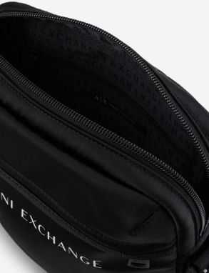 Čierna pánska malá crossbody taška s nápisom Armani Exchange galéria