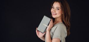 Šedá dámská malá vzorovaná peněženka VUCH Halinna galéria