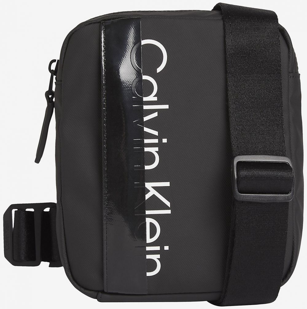 Čierna pánska crossbody taška Calvin Klein so vzorom
