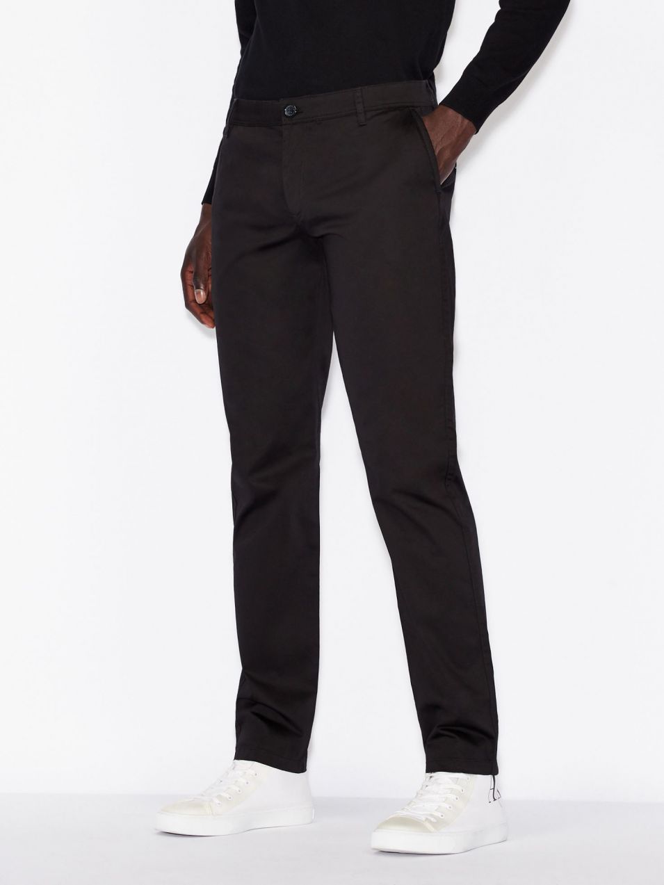 Čierne pánske chino nohavice Armani Exchange