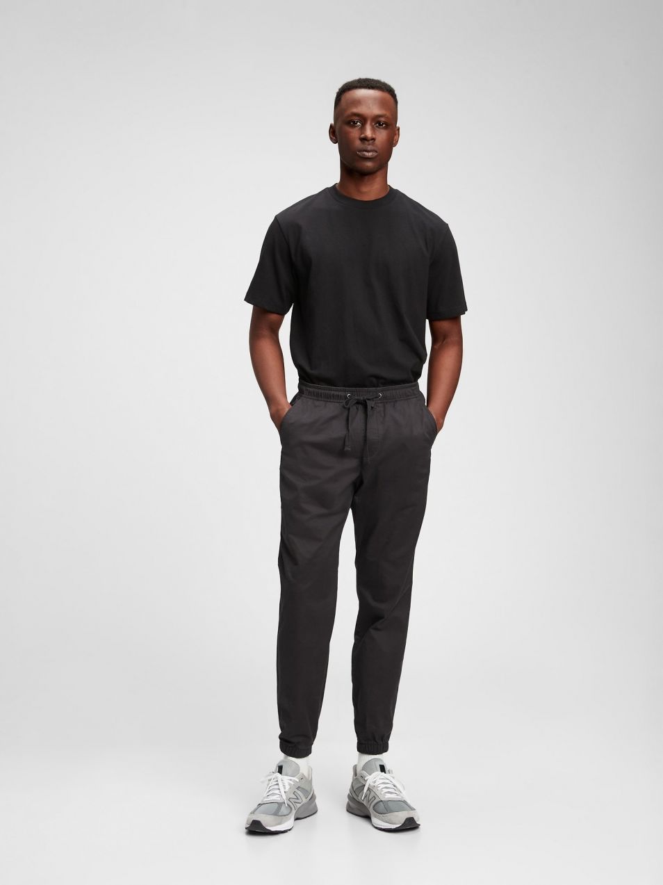 GAP čierne pánske tepláky Slim Caanvas Joggers