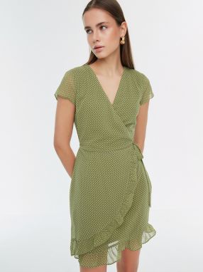 Zelené bodkované zavinovacie šaty Trendyol