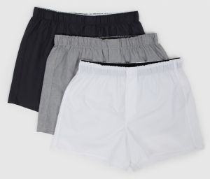 Súprava troch pánskych šortiek v čiernej, bielej a sivej farbe GAP