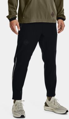 Tepláky Under Armour UA Terrain Woven Ankle Pants - čierna