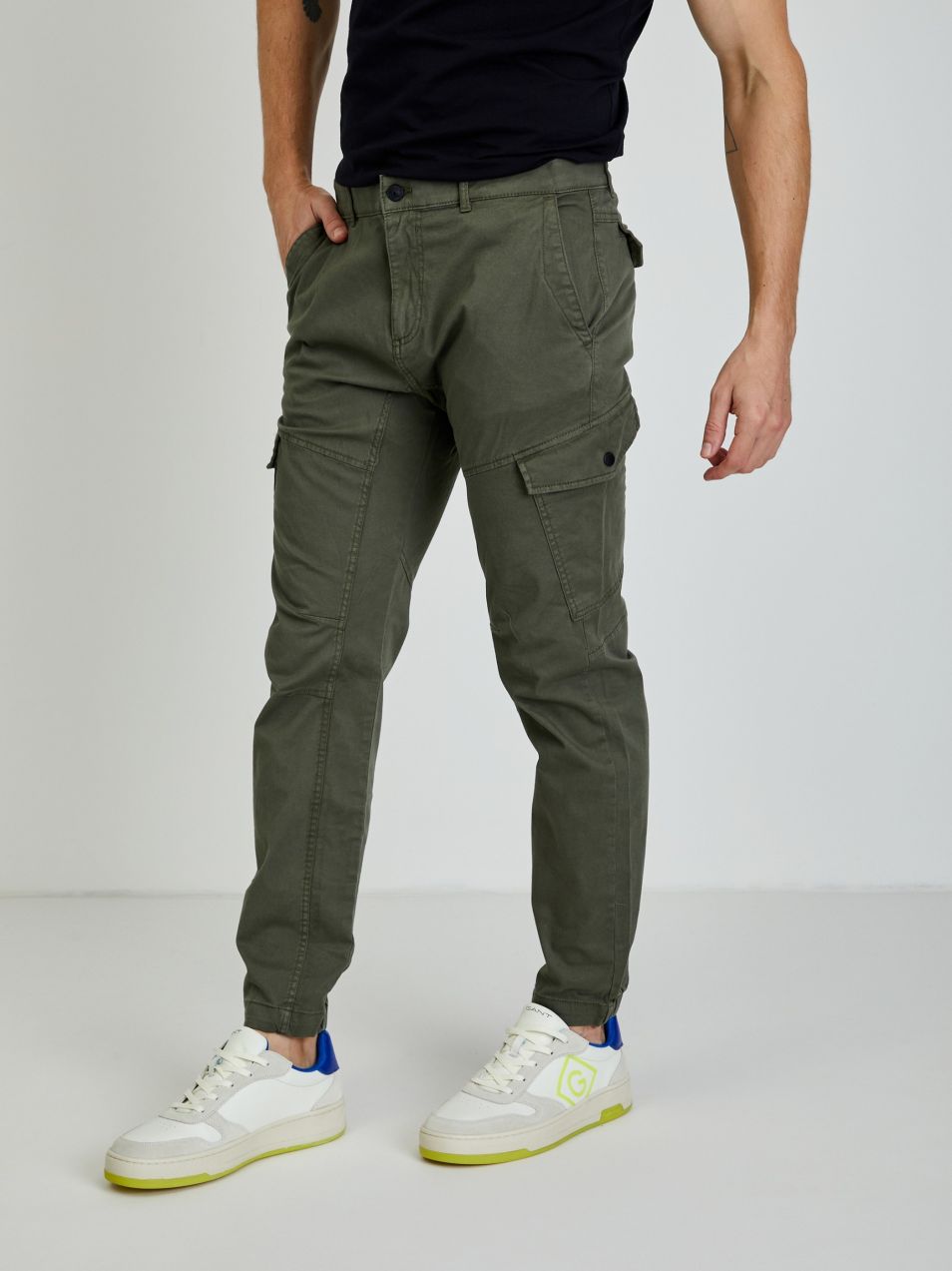 Voľnočasové nohavice pre mužov Tom Tailor Denim - tmavozelená