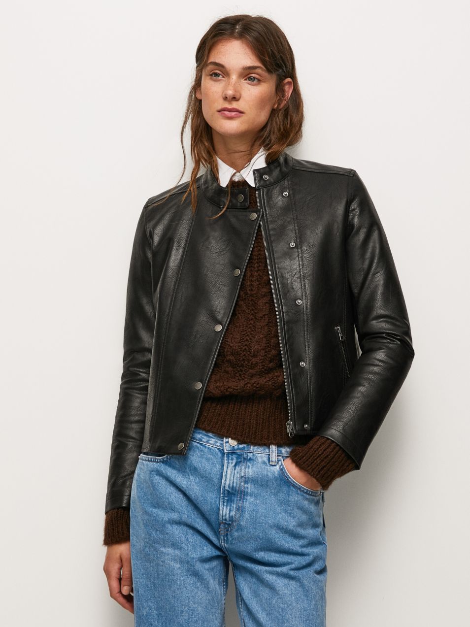 Koženkové, kožené bundy pre ženy Pepe Jeans - čierna