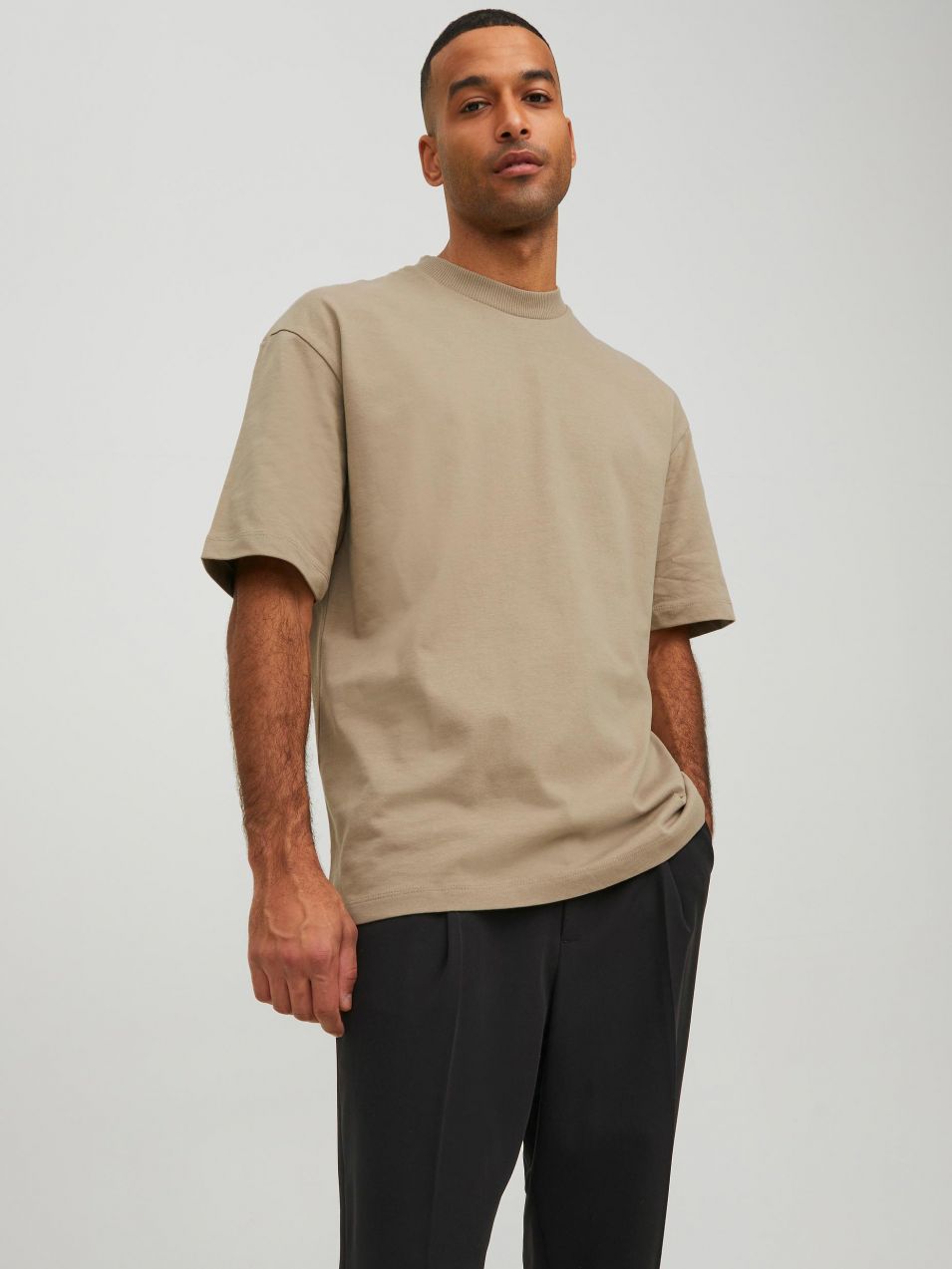 Béžové basic tričko Jack & Jones Blakam
