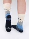 Tmavomodré unisex ponožky s motívom hôr Fusakle Kriváň galéria