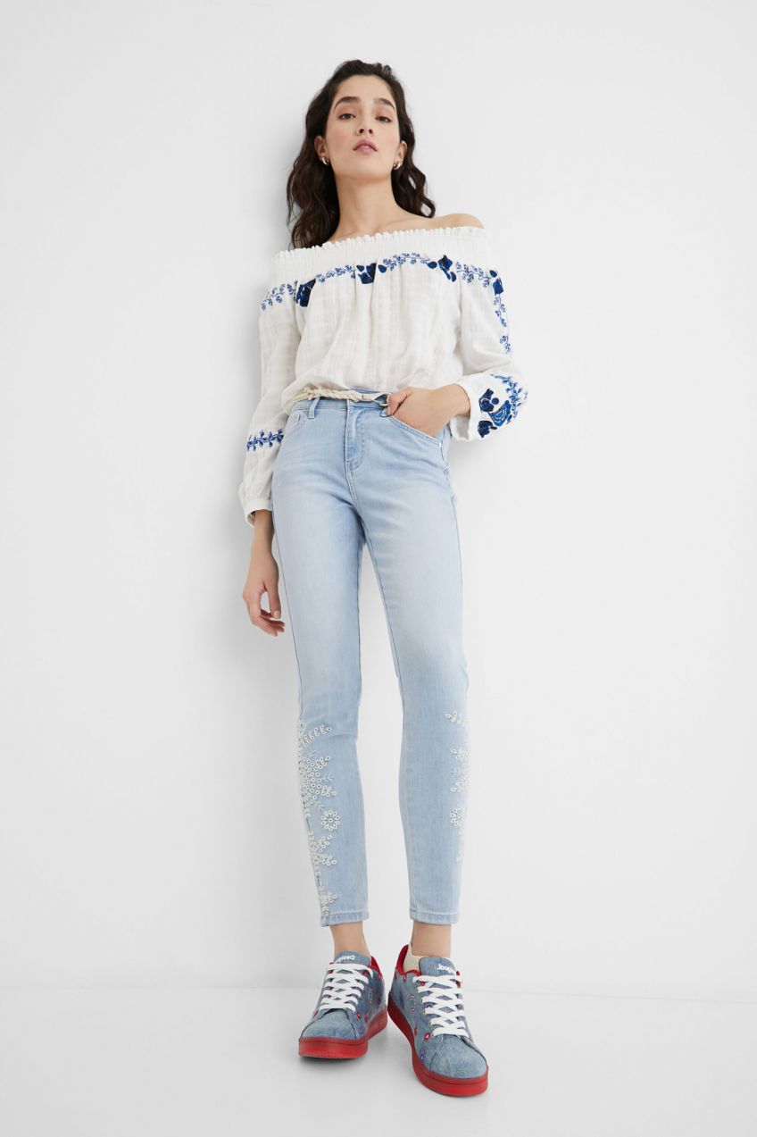 Desigual modré džínsy Denim Crown