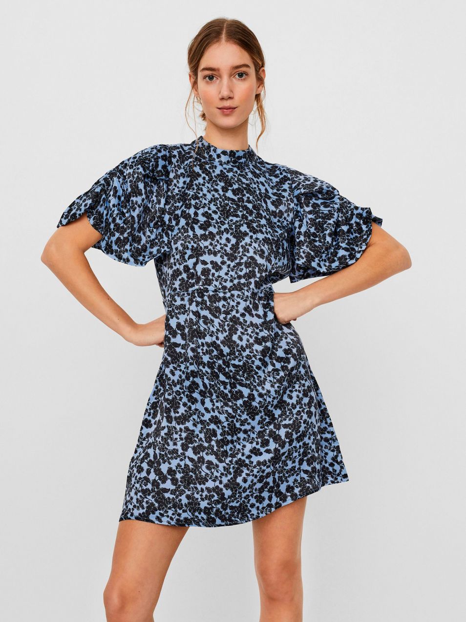 Lydia Šaty Vero Moda 