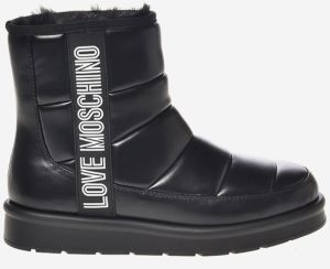 Snehule Love Moschino 