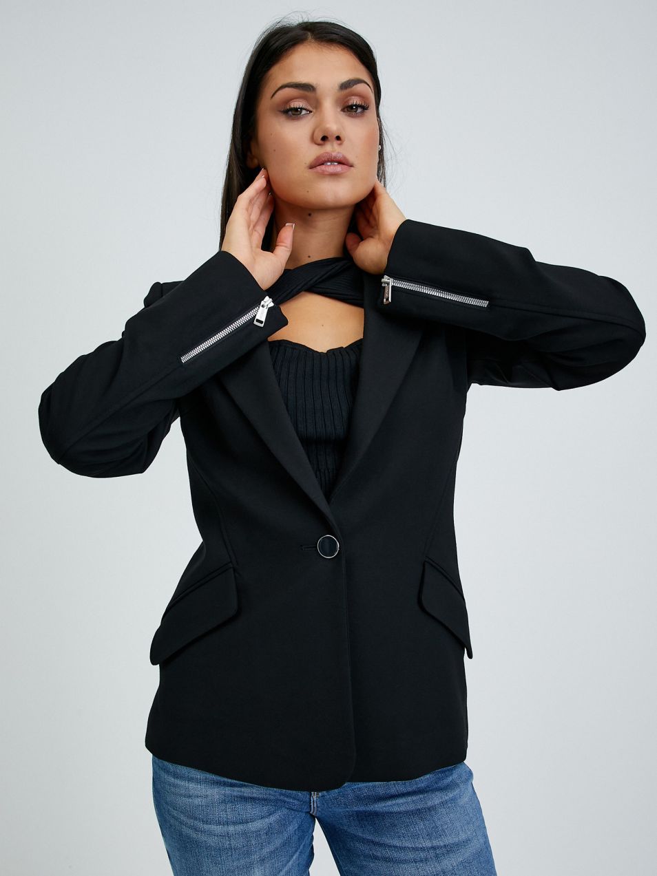 Cecile Sako Guess 