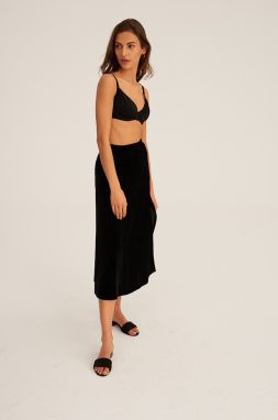 Sukňa Undress Code čierna farba, midi, rovná galéria