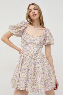 Bavlnené šaty Bardot fialová farba, mini, áčkový strih galéria