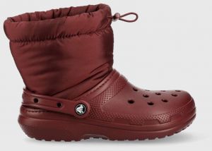 Snehule Crocs Classic Lined Neo Puff Boot bordová farba, 206630