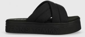 Šľapky Tommy Jeans dámske, čierna farba, na platforme, EN0EN02116