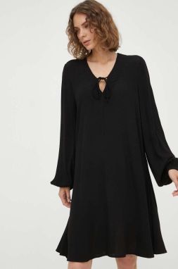 Šaty Bruuns Bazaar Lilli Lavina čierna farba, mini, áčkový strih