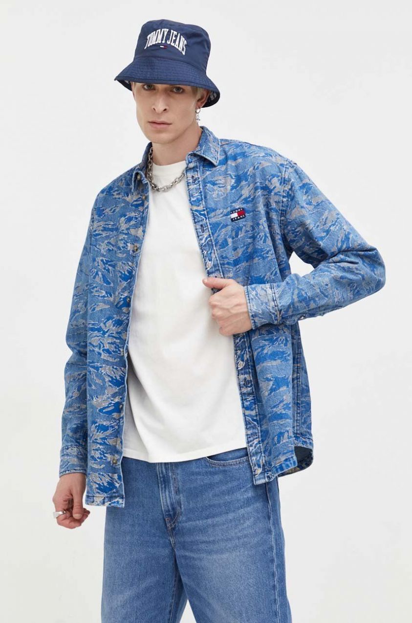 Rifľová košeľa Tommy Jeans pánska, voľný strih, s klasickým golierom