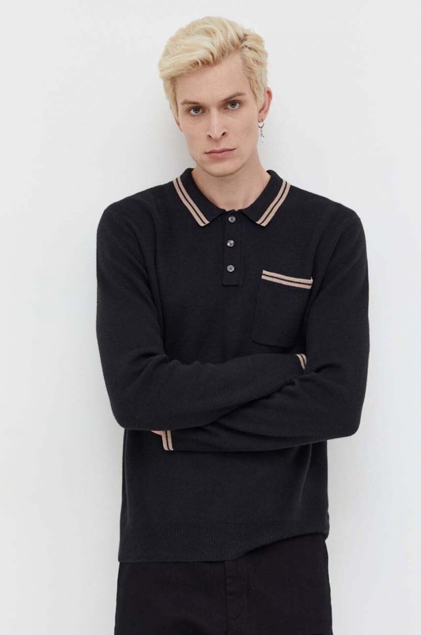 Sveter Abercrombie & Fitch pánsky, čierna farba, tenký