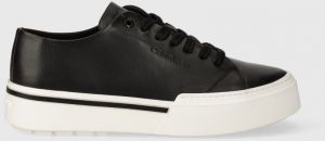 Kožené tenisky Calvin Klein LOW TOP LACE UP pánske, čierna farba, HM0HM01177