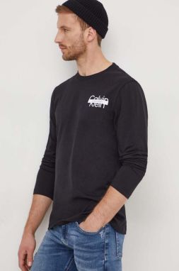 Bavlnené tričko s dlhým rukávom Calvin Klein čierna farba, s potlačou