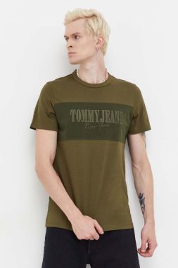 Bavlnené tričko Tommy Jeans zelená farba, s nášivkou