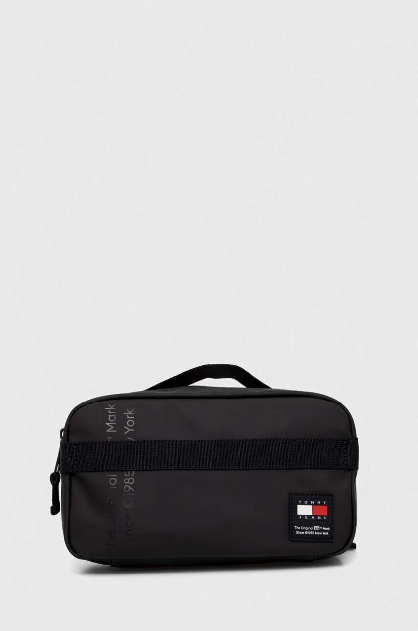 Ľadvinka Tommy Jeans čierna farba,AM0AM11963