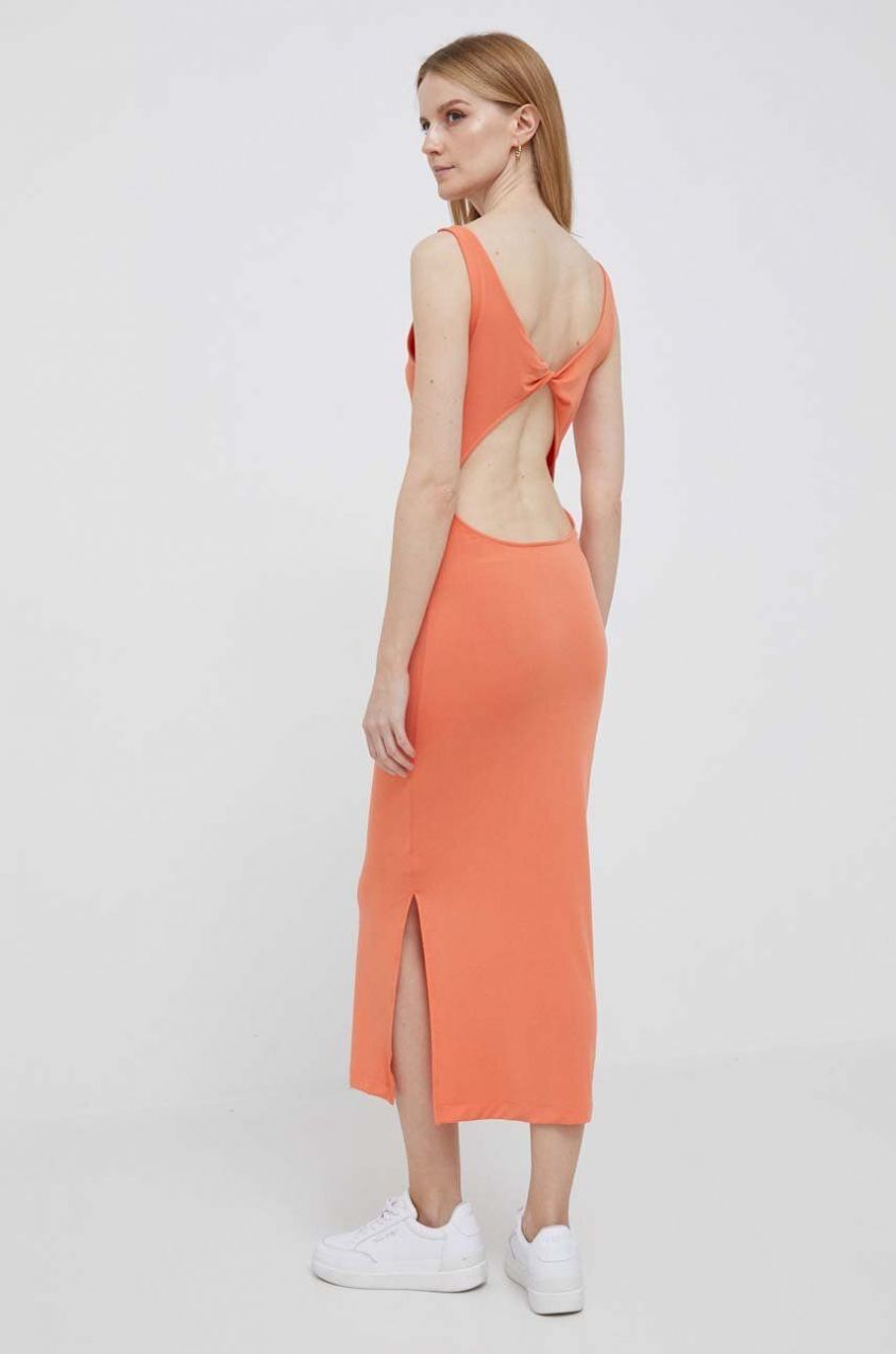 Šaty Calvin Klein Jeans oranžová farba, midi, priliehavá
